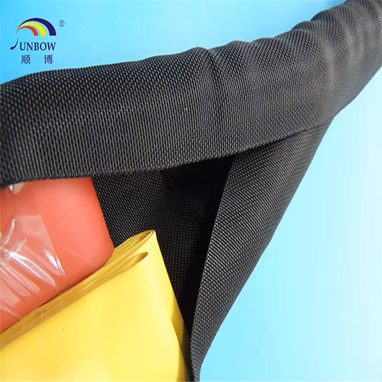 Envoltura tejida de cierre automático alrededor de la protección del cable de la manga del cable